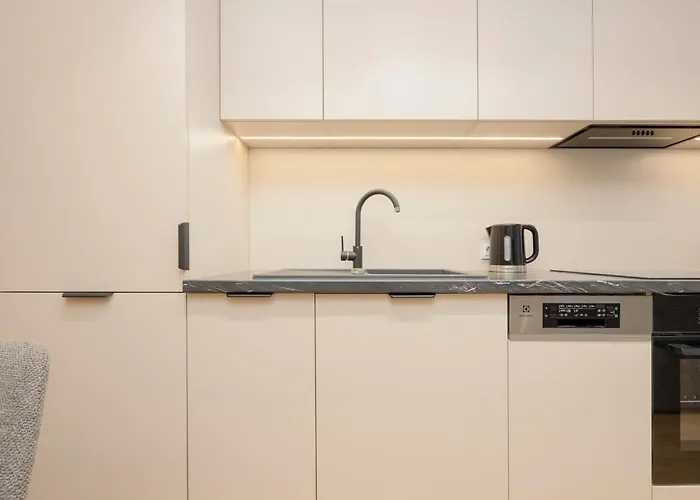 Apartman Comfortable Wola & Balcony By Renters