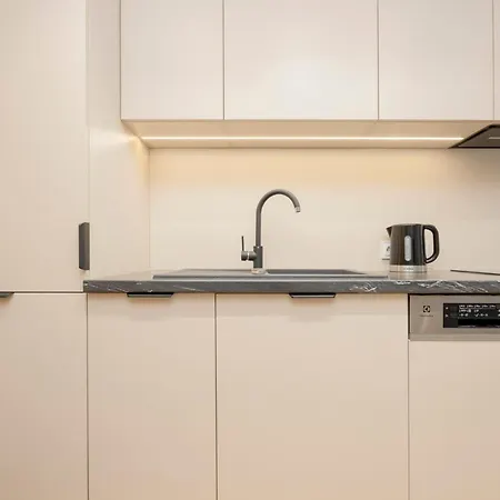 Апартаменты Comfortable Wola & Balcony By Renters